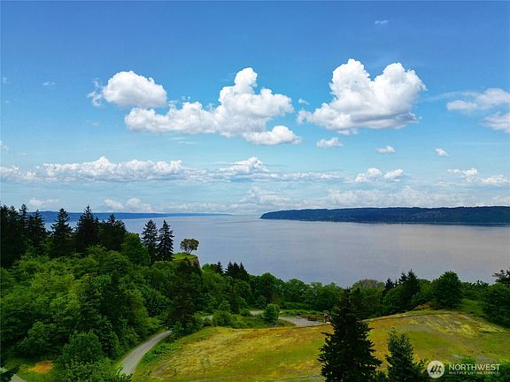 4th image of 17 B Whidbey Island Drive
