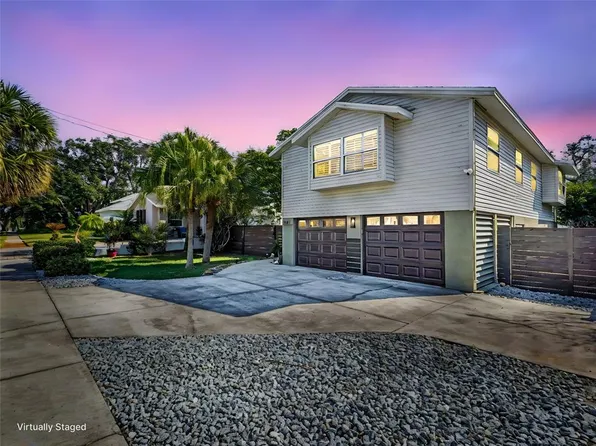 1907 Gulf Beach Blvd, Tarpon Springs, FL 34689