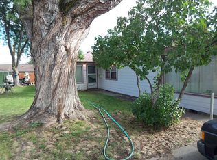 1821 E 12th St, The Dalles, OR 97058