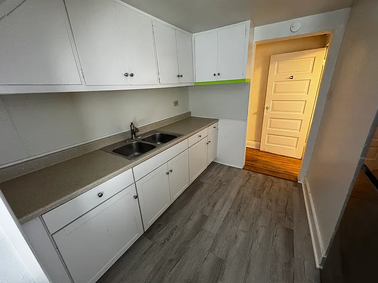 846 Lake Ave #UPPER — Photo 11
