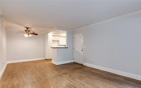 2nd image of 3708 Ash St