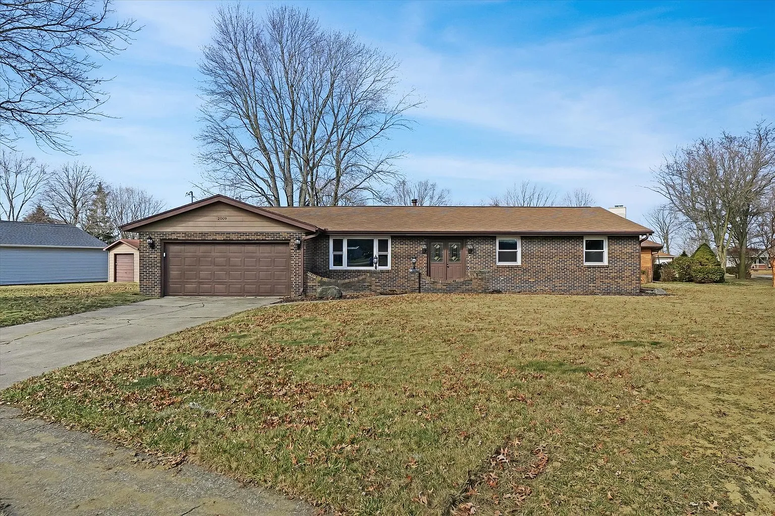 2009 Prairie View Dr photo 1