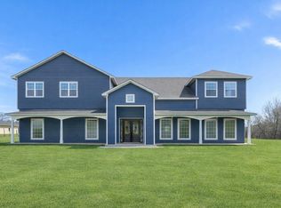 2464 N Walker Rd, Cleveland, TX 77328