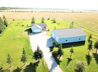57816 348th St, Roseau, MN 56763