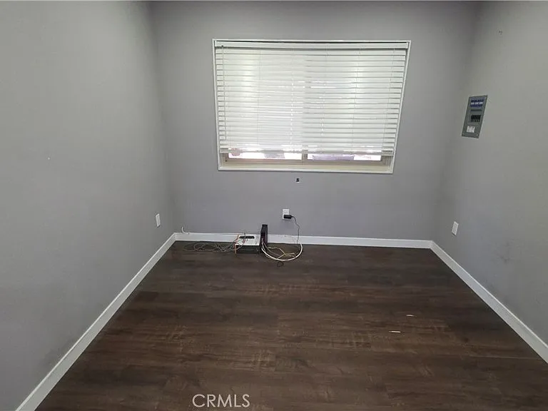 9840 Amsdell Ave — Photo 15
