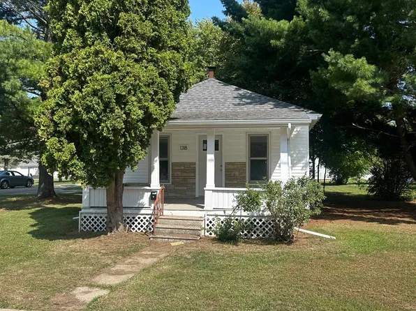 1318 W Stewart St, Owosso, MI 48867