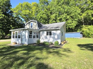 430 N Vickeryville Rd, Stanton, MI 48888