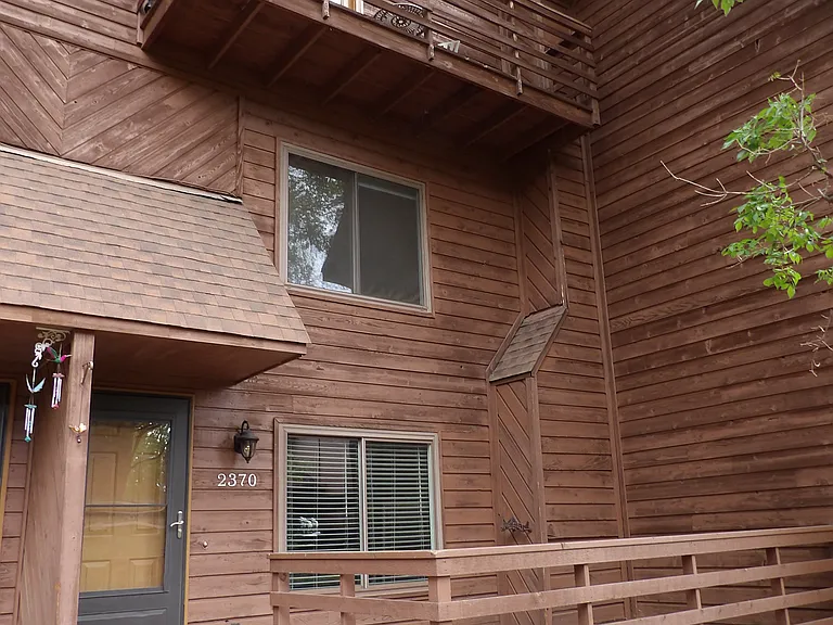 2370 Stepping Stones Way — Photo 2