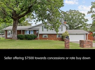 52 S Glade Rd, Fort Oglethorpe, GA 30742