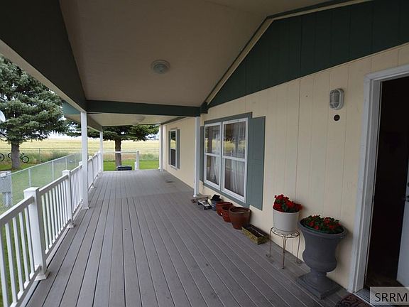 4th image of 2320 Whispering Pines Dr