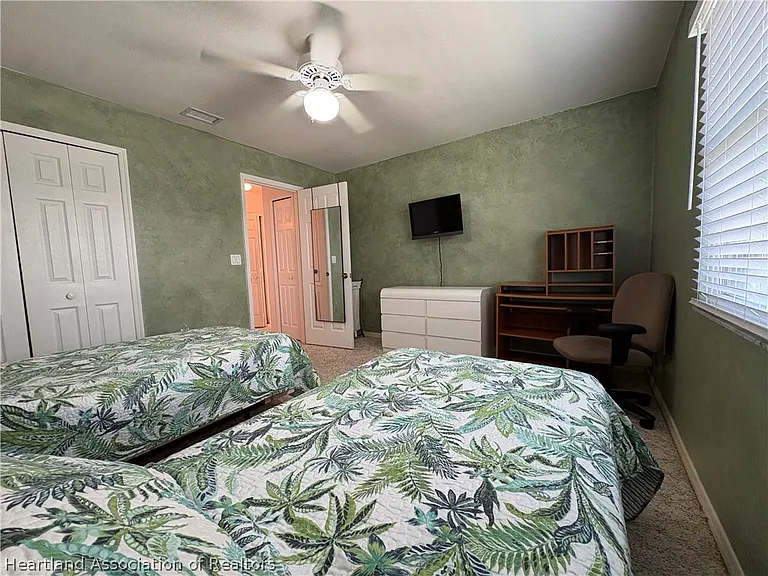 2103 Villaway E — Photo 16