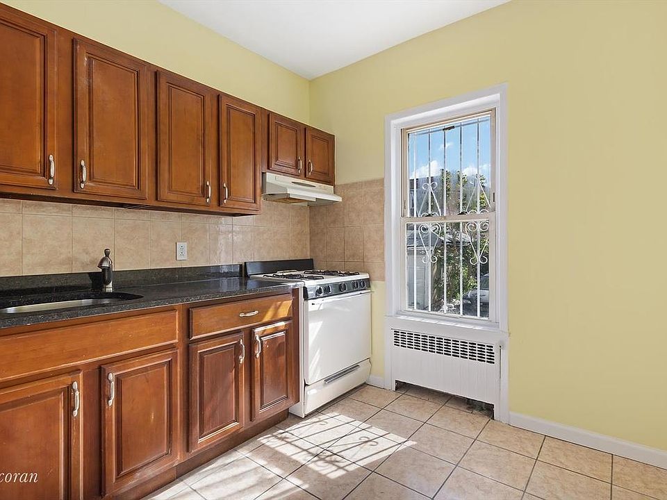 2nd image of 669 E 51st St