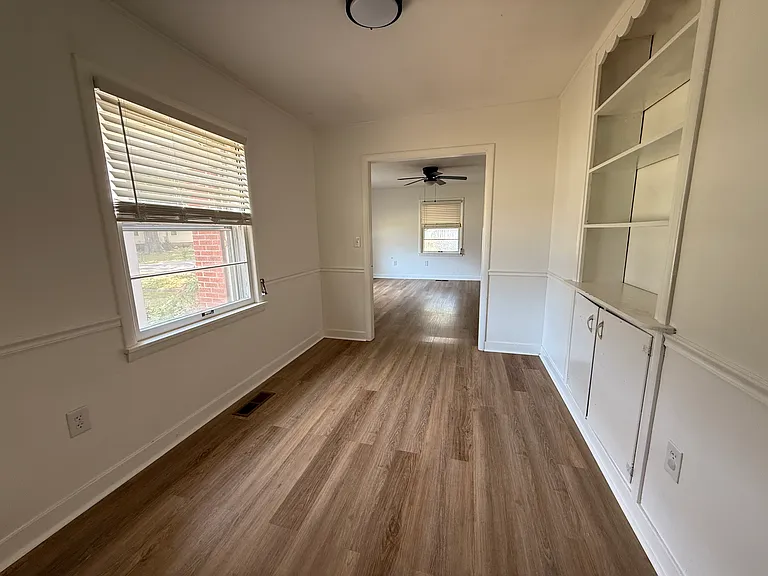 163 Summar Dr — Photo 5