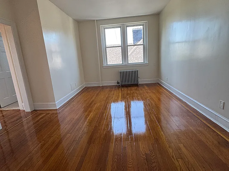 110 Waring Place — Photo 10