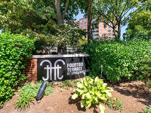 2nd image of 91 Strawberry Hill Ave APT 330