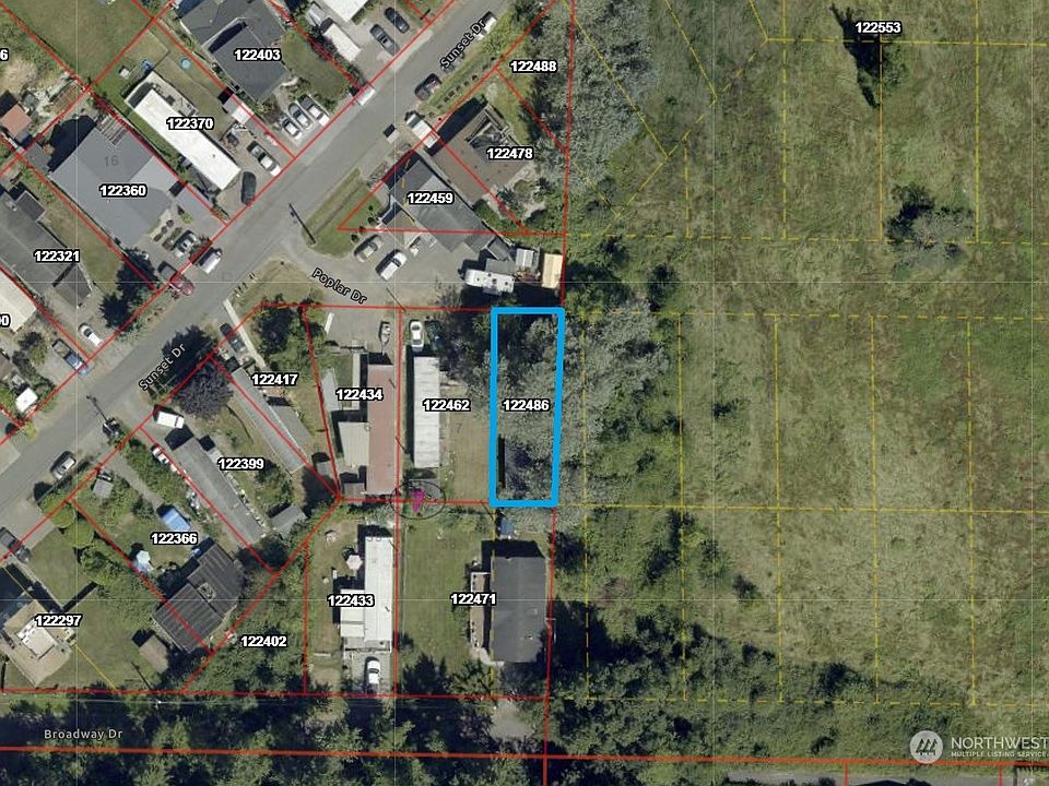 2nd image of 4803 Poplar Drive