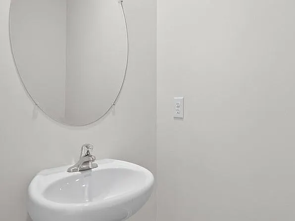 1416 White Verona Way — Photo 16