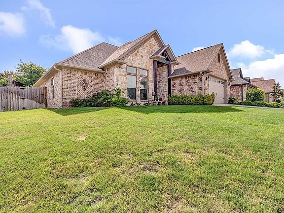 2nd image of 18841 Spanish Oak Ct