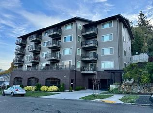 700 N State St UNIT 105, Bellingham, WA 98225