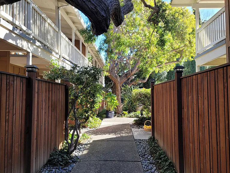 135 Acalanes Dr #7 — Photo 12