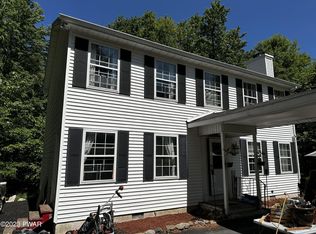 3360 Woodland Dr, Tobyhanna, PA