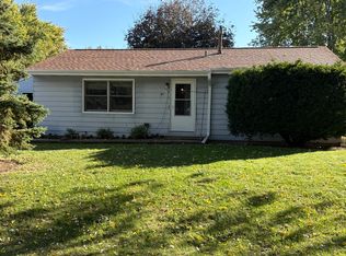 333 Rosalind Rd, Rochelle, IL 61068