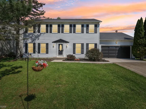 19944 Trapper Trl, Strongsville, OH 44149