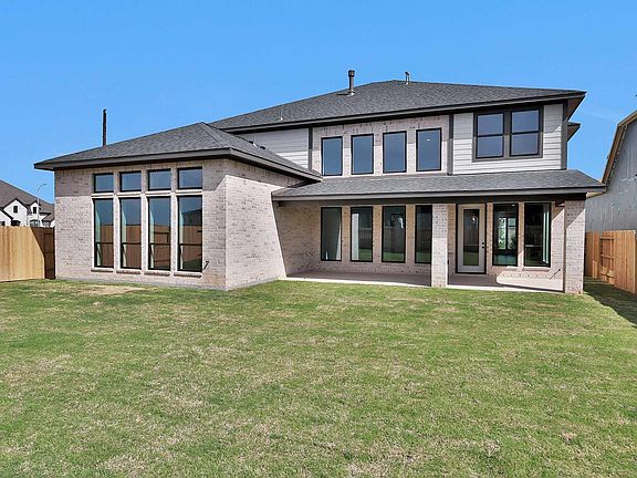 7th image of this home