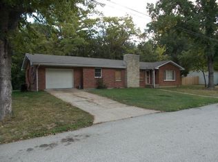706 Rosemary Ln, Festus, MO 63028