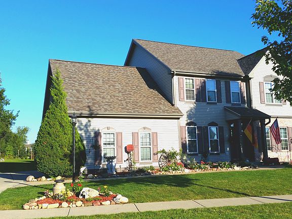 2nd image of 1375 Lakeridge Dr