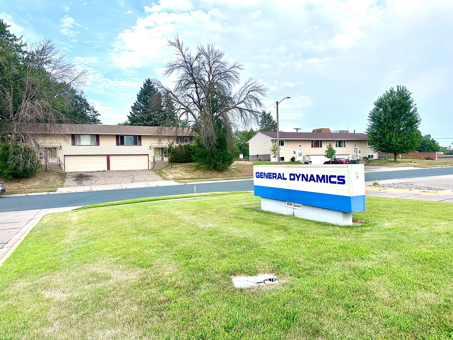 3 bed, 1500 sqft, $2,300 — Photo 3