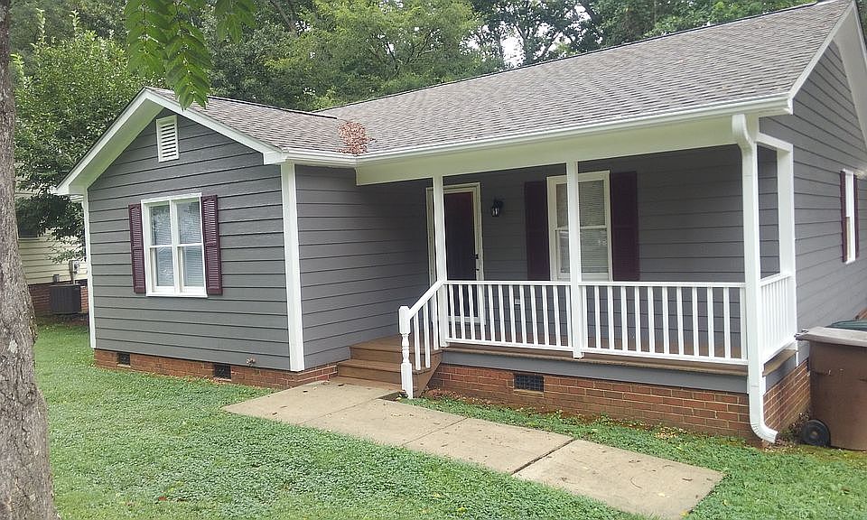 1st image of 2710 A Leo Dr
