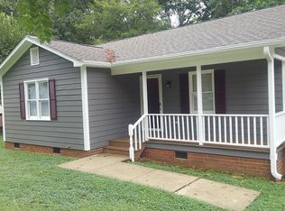 2710 A Leo Dr, Greensboro, NC 27405