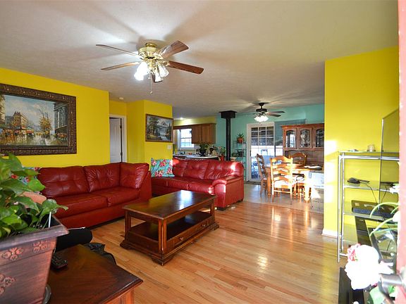 3rd image of 76 Lofton Dr