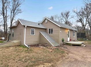 3213 13th St, Sioux City, IA 51105