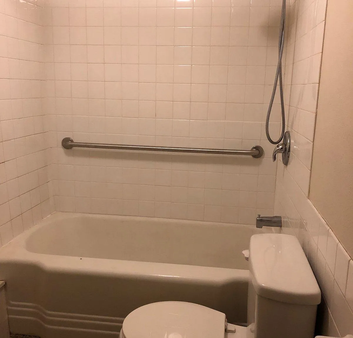 2 bed, 530 sqft, $940 — Photo 4