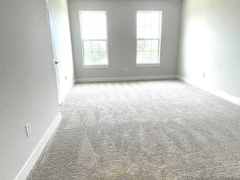 736 Kinzer Ave — Photo 13