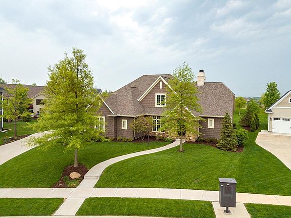 2nd image of 6532 Blackberry Ln