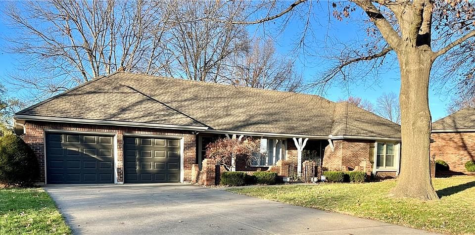 1st image of 16604 E George Franklyn Dr