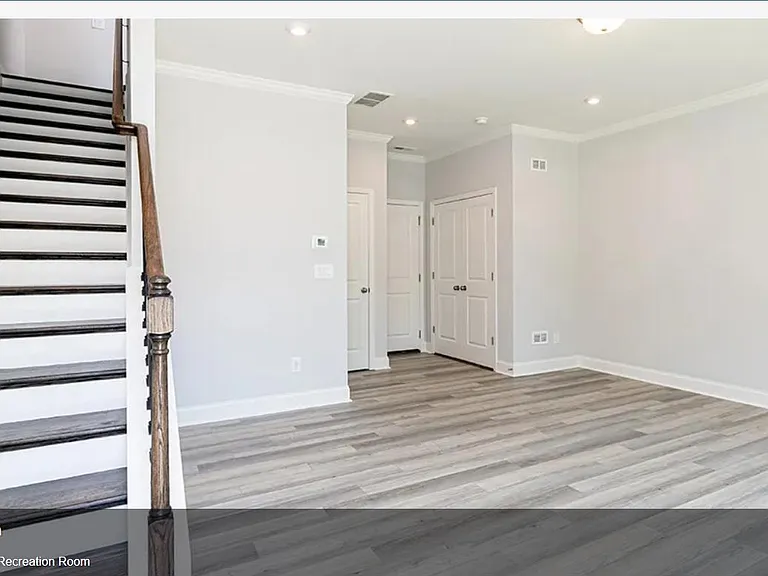 813 Cameron Trl — Photo 23