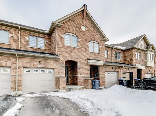30 Davenfield Cir, Brampton, ON L6P 4M2
