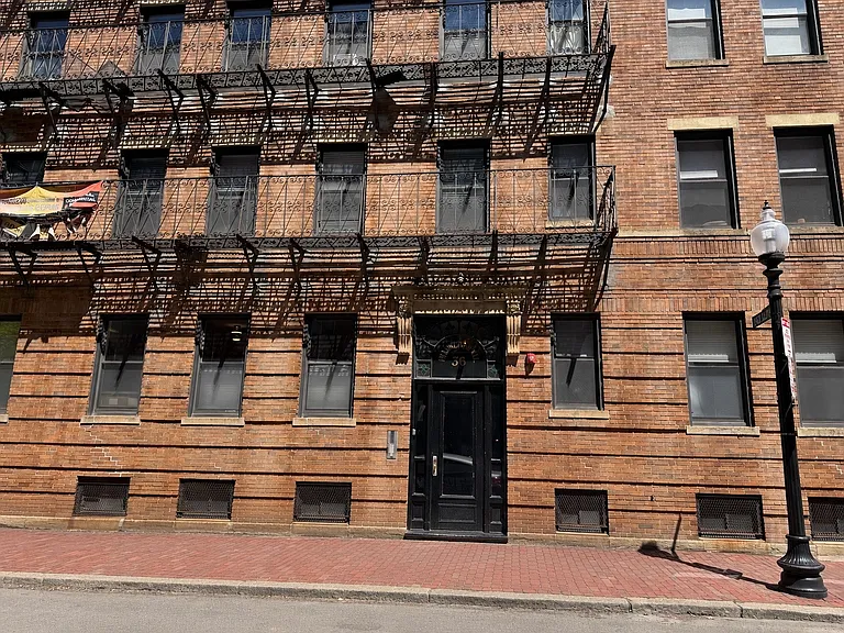 36 E Newton St #6 — Photo 11