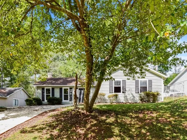 5142 Huxley Rd, Stone Mountain, GA 30088
