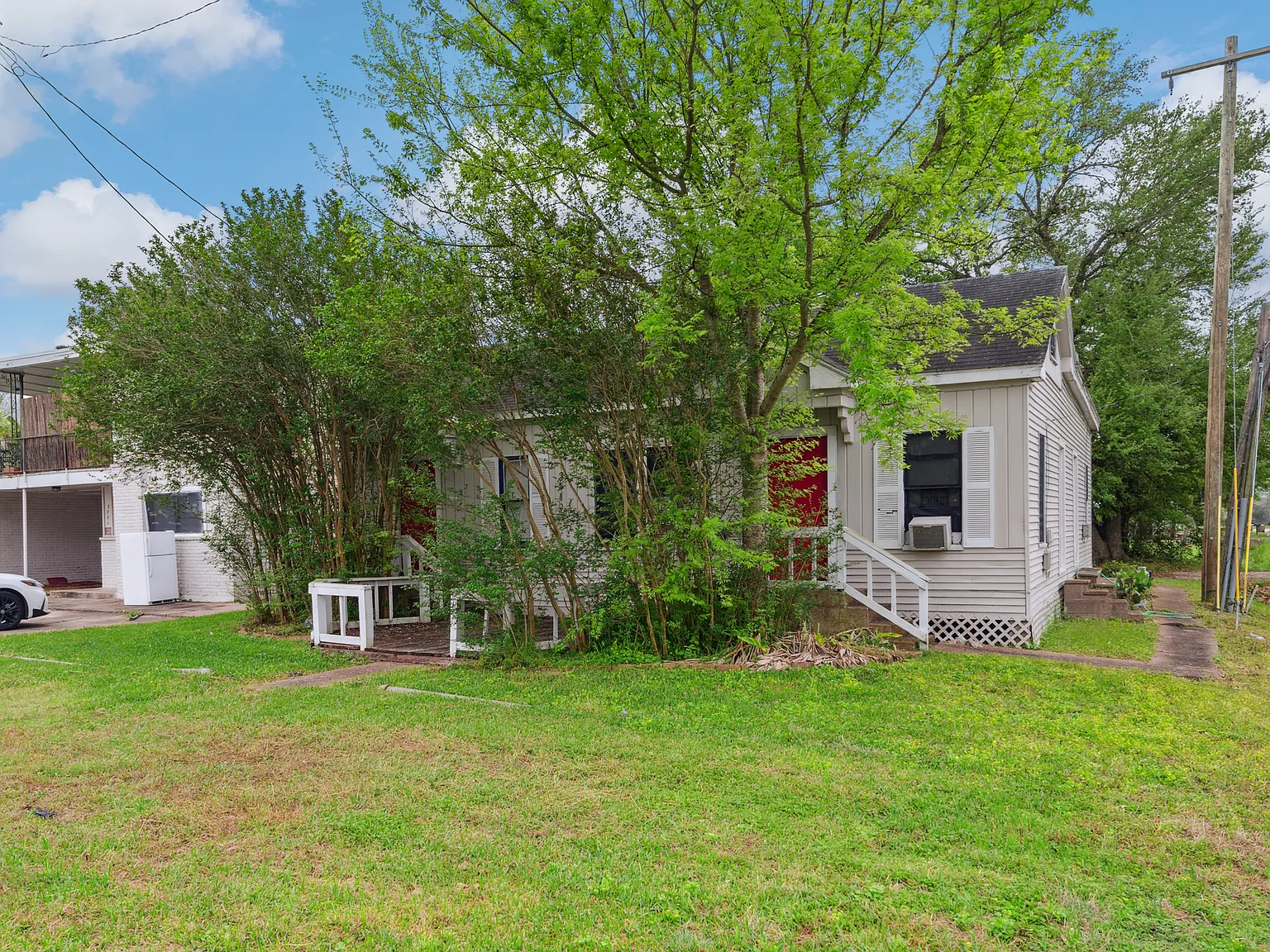 3906 Video Street - B — Photo 2