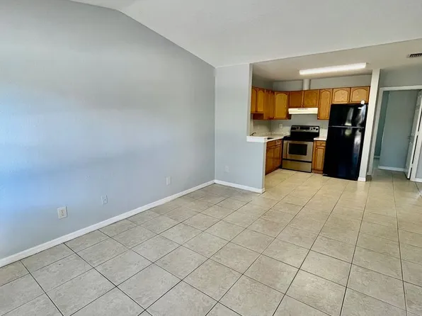 14642 10th St, Dade City, FL 33523