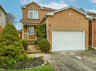 30 Aikens Cres, Barrie, ON L4N8M6