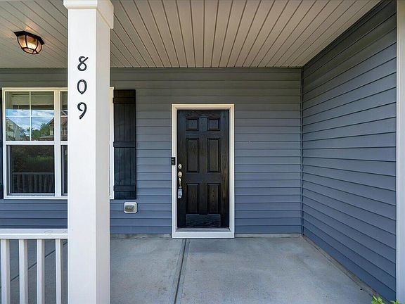 4th image of 809 Willow Tower Ct