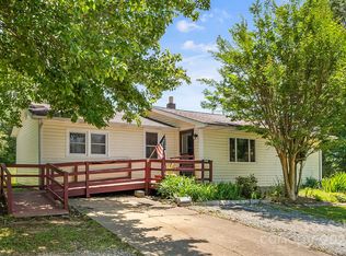 1529 Tatertown Loop, Nebo, NC 28761
