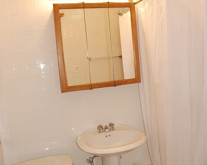 2920 N. Burling — Photo 17