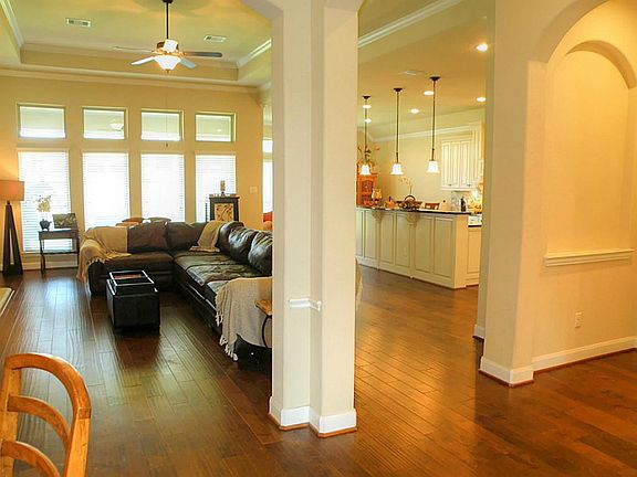 4th image of 1517 Dusty Rose Ct